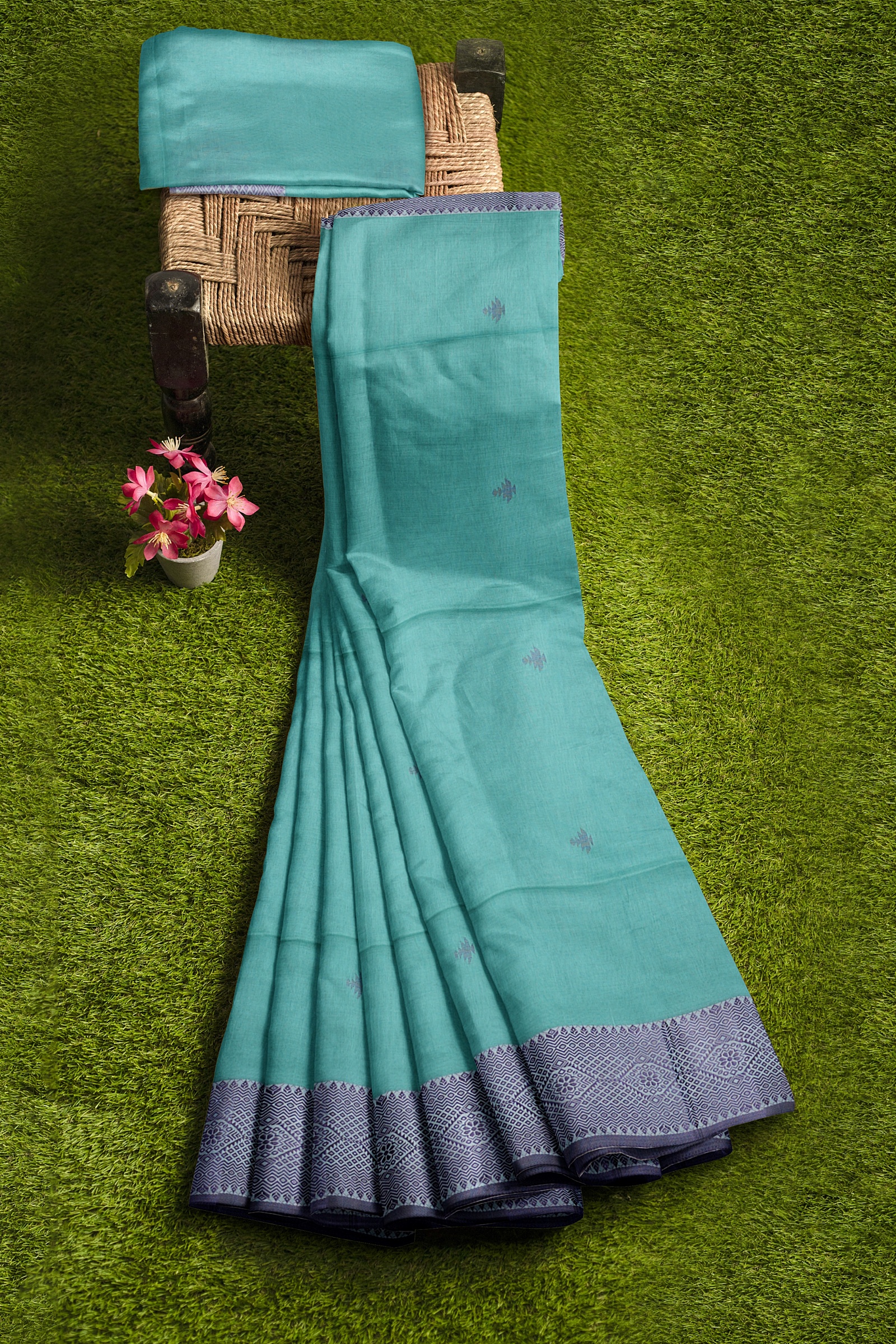 HANDLOOM,COTTON,TANGAILSAREE,NATURAL FEBRIC,HANDLOOM MARK - Image 2