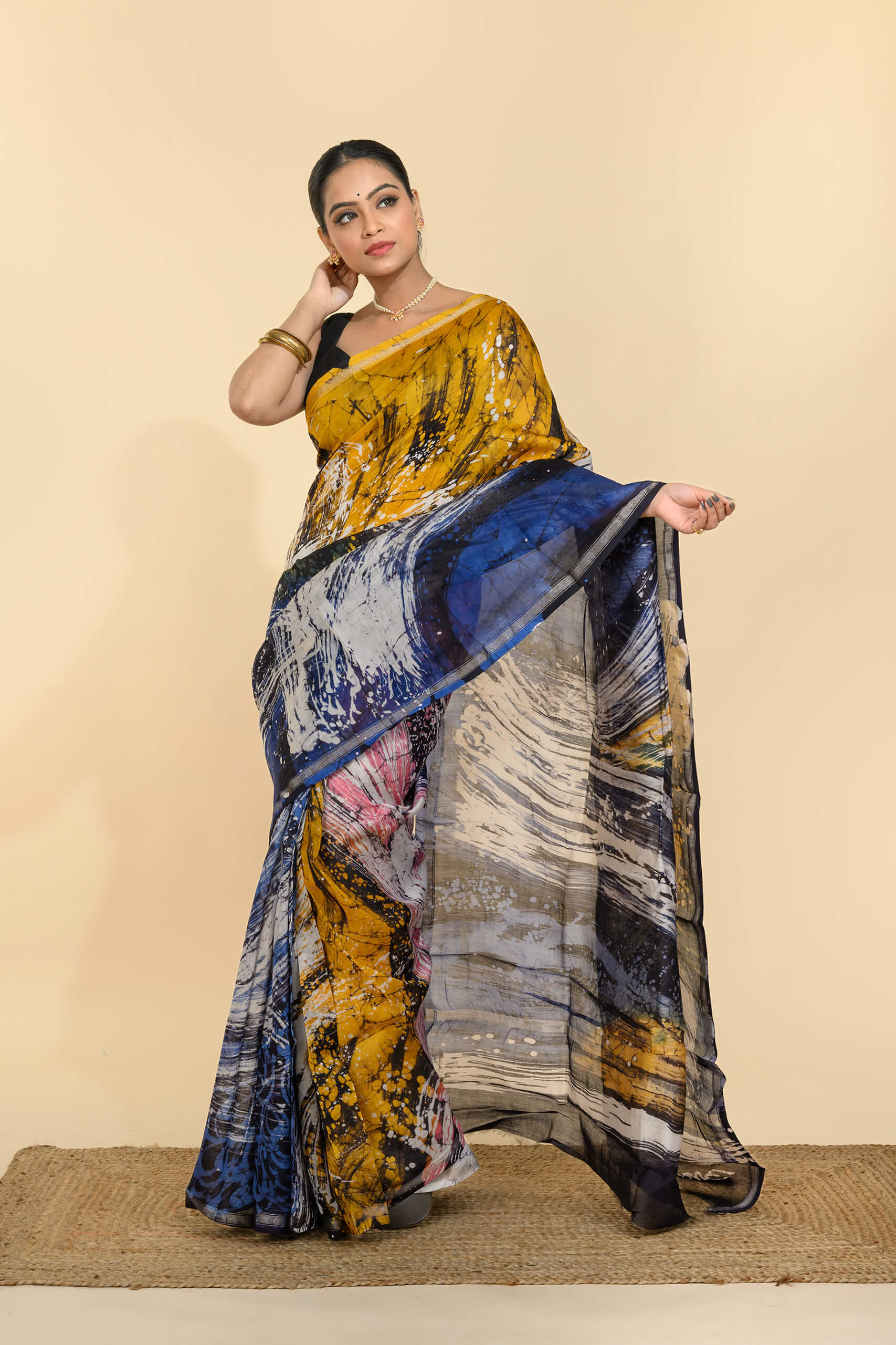 Tantvithi Neelambari Canvas Silk Batik Saree - Image 4