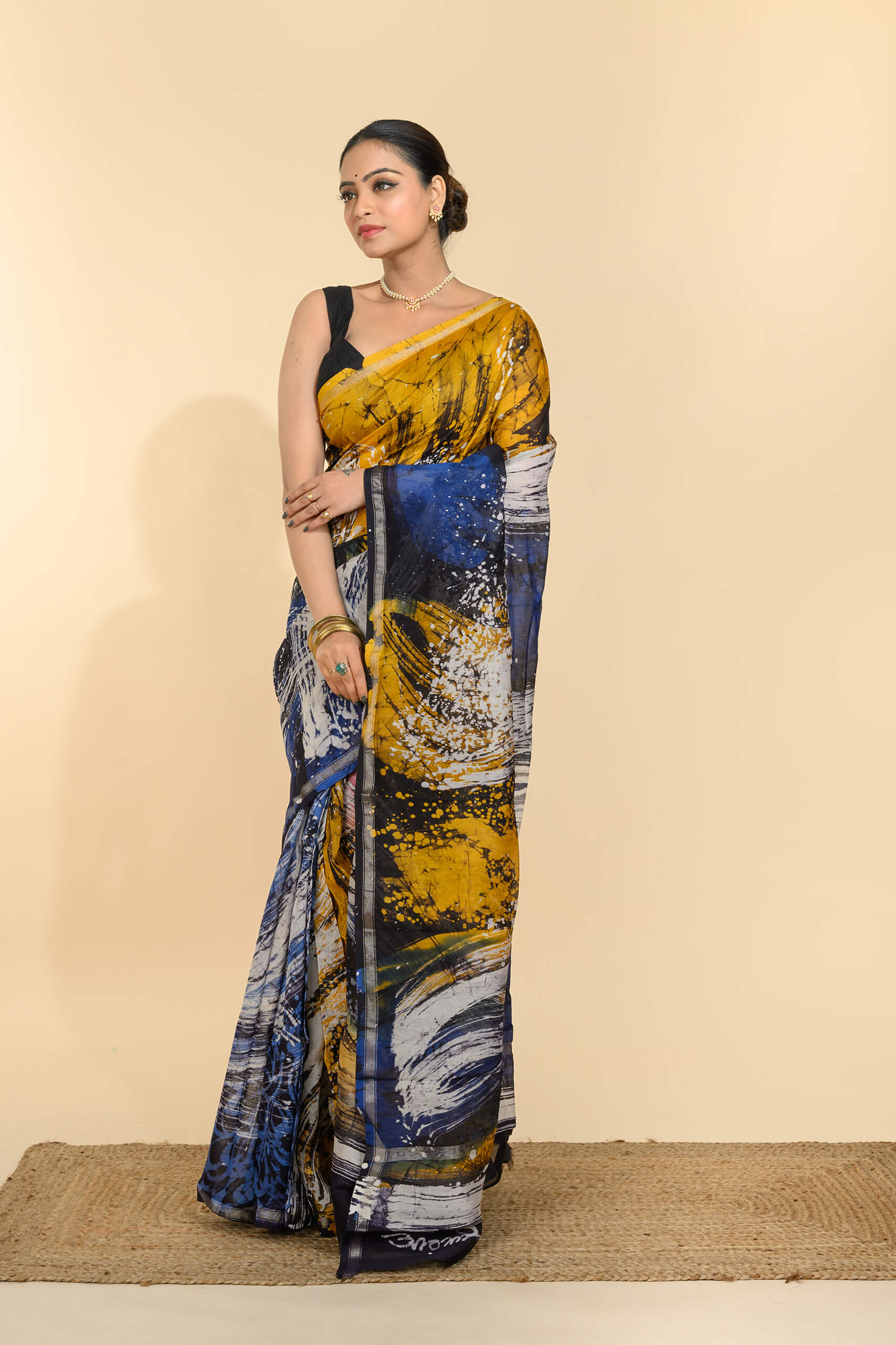 Tantvithi Neelambari Canvas Silk Batik Saree - Image 5