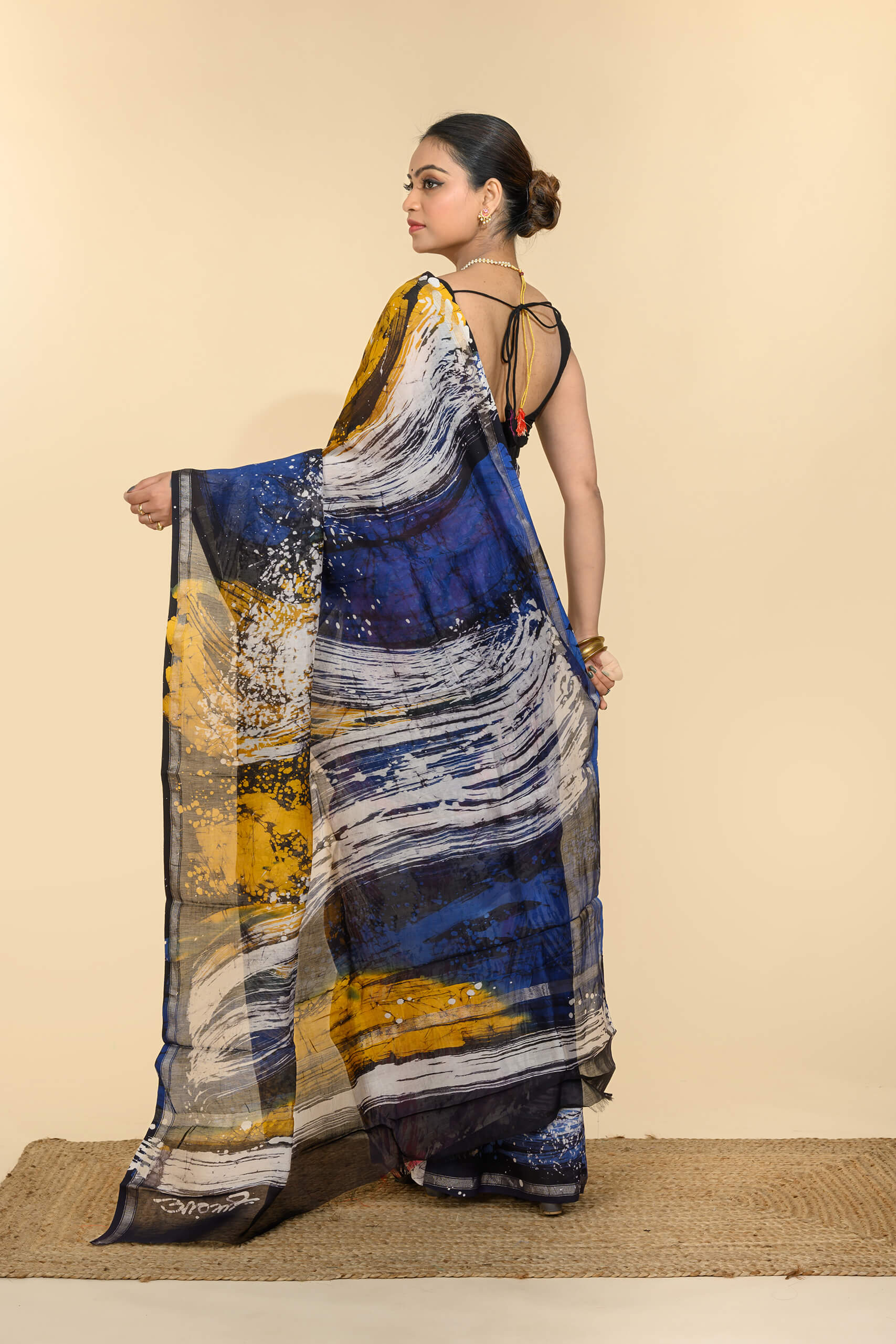 Tantvithi Neelambari Canvas Silk Batik Saree - Image 3